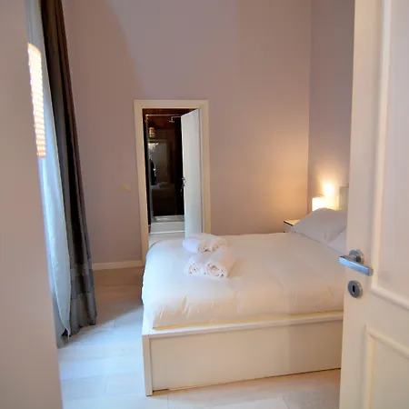 Ara Pacis Luxury By Caprirooms Apartment *