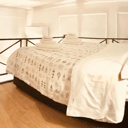 Ara Pacis Luxury By Caprirooms
