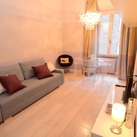 Ara Pacis Luxury By Caprirooms Apartment *