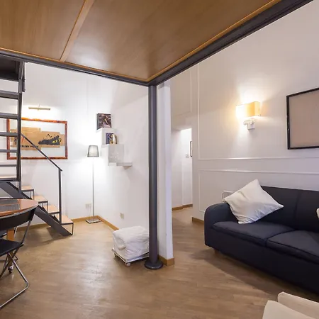 Apartment Ara Pacis Luxury By Caprirooms Rome