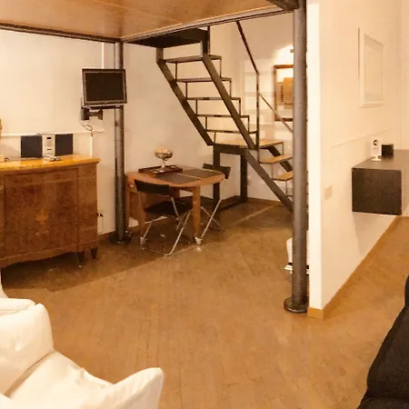 Apartment Ara Pacis Luxury By Caprirooms *