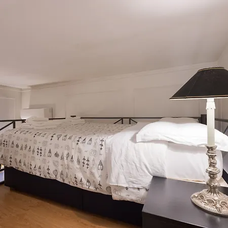 Apartment Ara Pacis Luxury By Caprirooms *